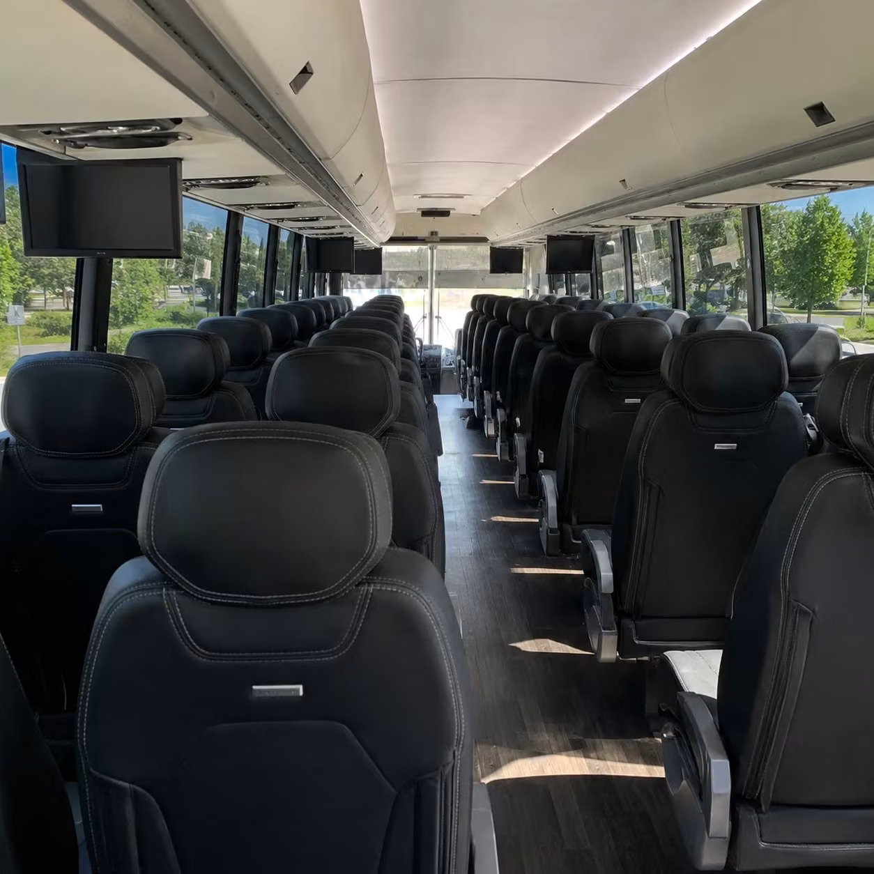 let a charter bus handle oil field crew transportation in the permian basin